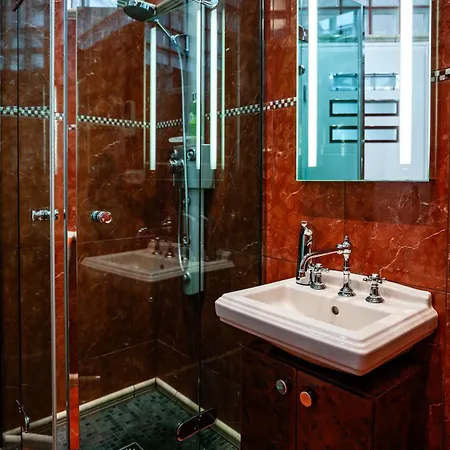 Designhaus - Whirlpool - 180qm2 - Garage - 2 Etagen Holiday home Ruedesheim am Rhein