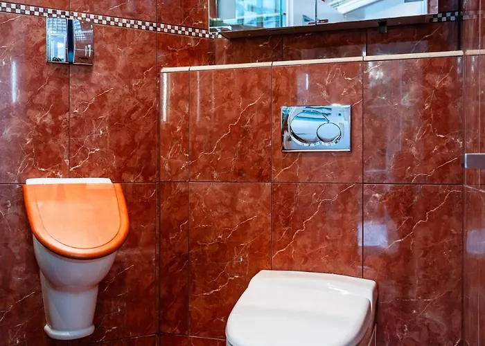 Designhaus - Whirlpool - Terrasse - Garage - 10 Personen - Aufzug - Kueche - Familienfreundlich - Wifi - Netflix